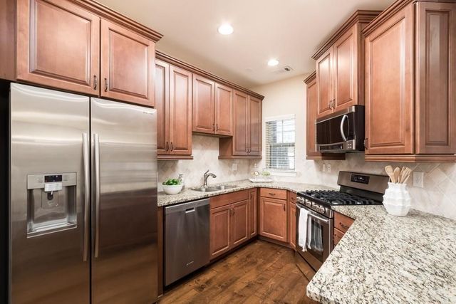 320 Brookhaven Walk, Johns Creek, GA 30097