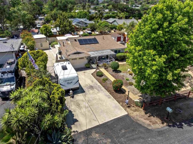 1855 Kurenda Way, Vista, CA 92083