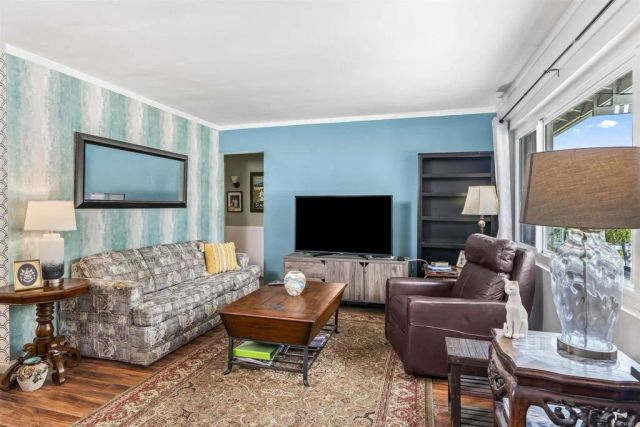 1855 Kurenda Way, Vista, CA 92083