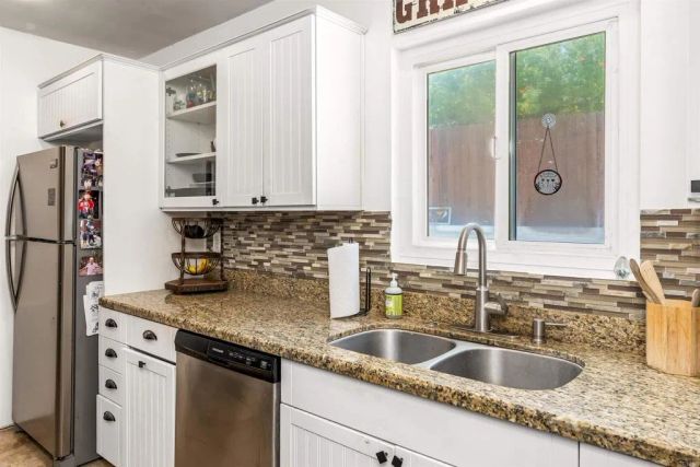 1855 Kurenda Way, Vista, CA 92083
