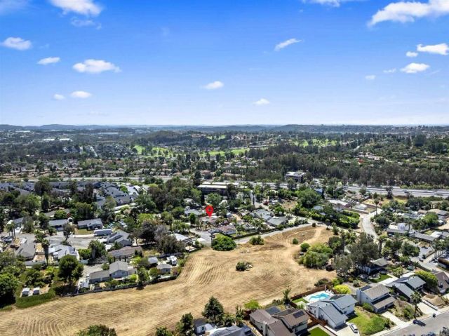1855 Kurenda Way, Vista, CA 92083