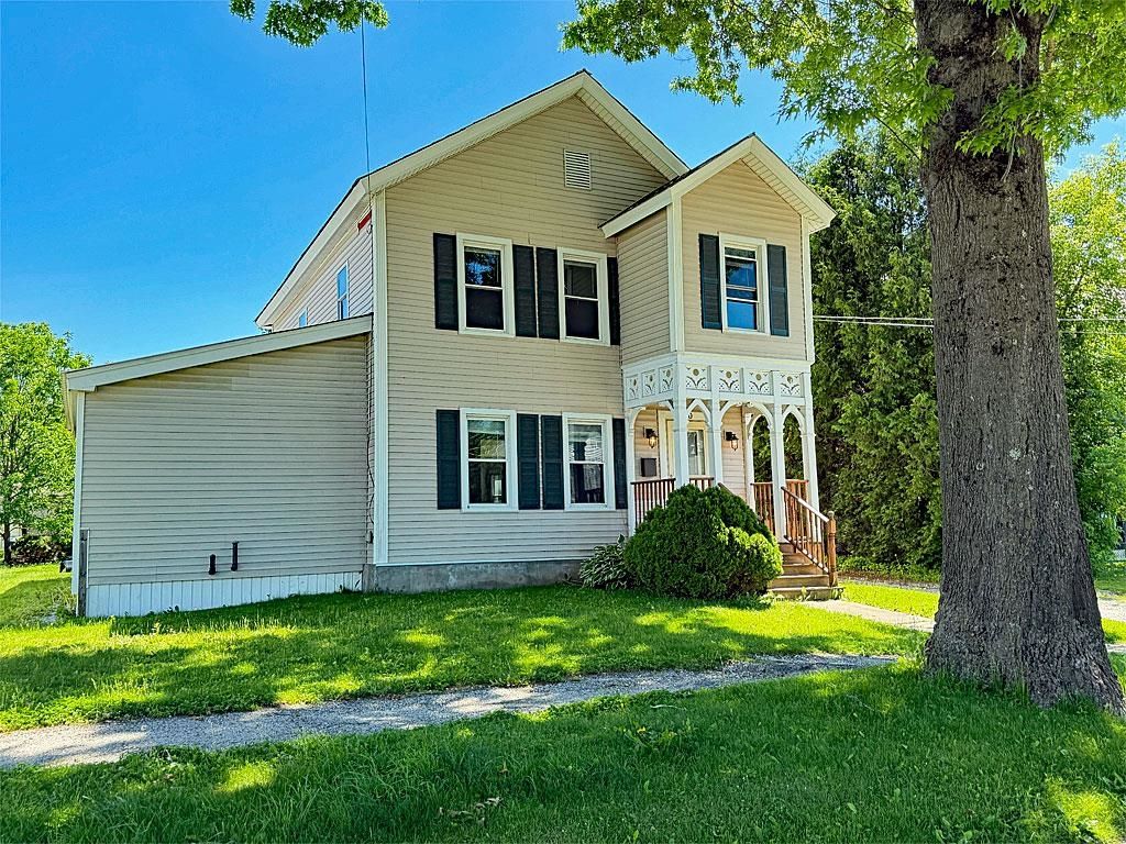 Image 1 of property listing at 80 Crescent Street, Rutland City, VT 05701