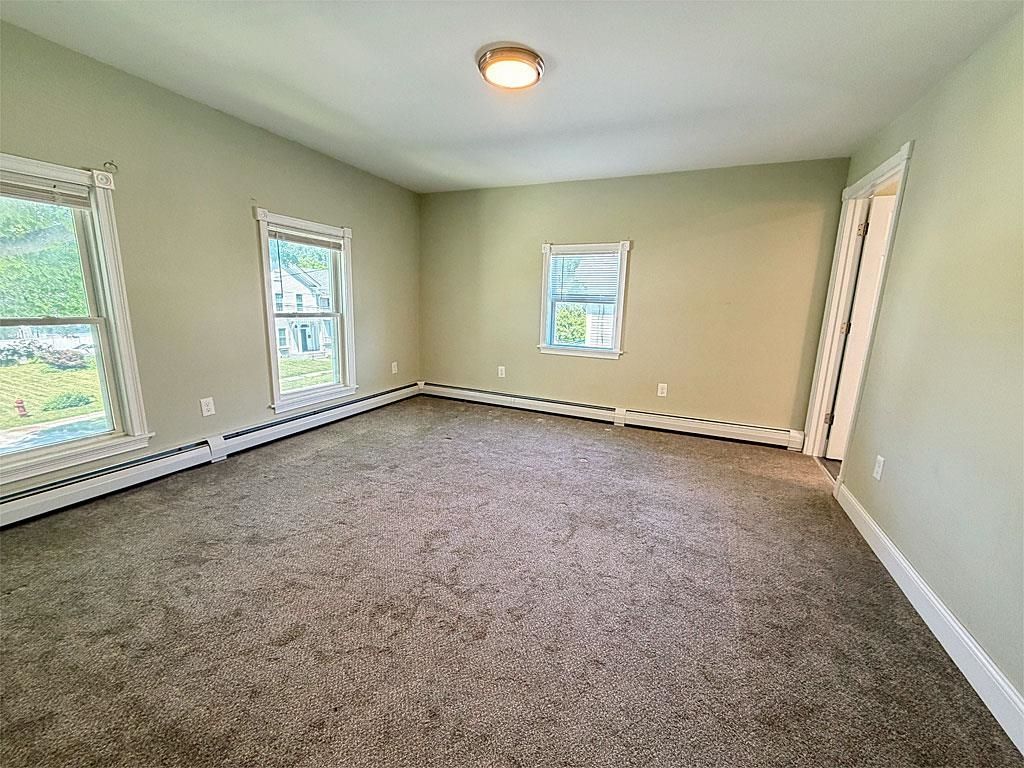 Image 29 of property listing at 80 Crescent Street, Rutland City, VT 05701