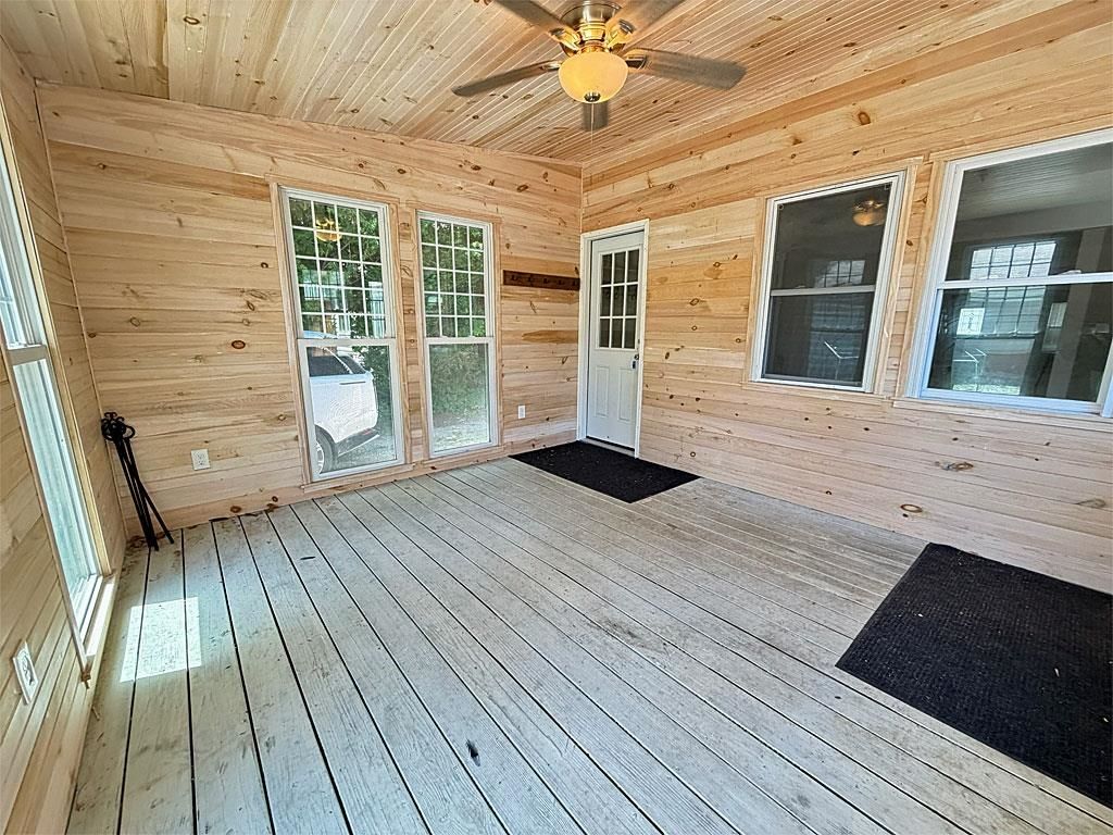 Image 6 of property listing at 80 Crescent Street, Rutland City, VT 05701