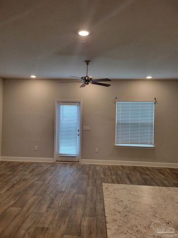 6081 Royal Port Ct, Pensacola, FL 32526