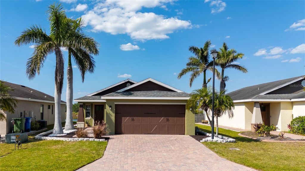 Image 1 of property listing at 4835 SAN ORTEBELLO DRIVE, Bradenton, FL 34208