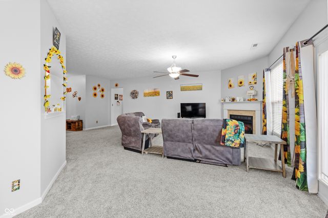 5864 Mustang Terrace, Plainfield, IN 46168