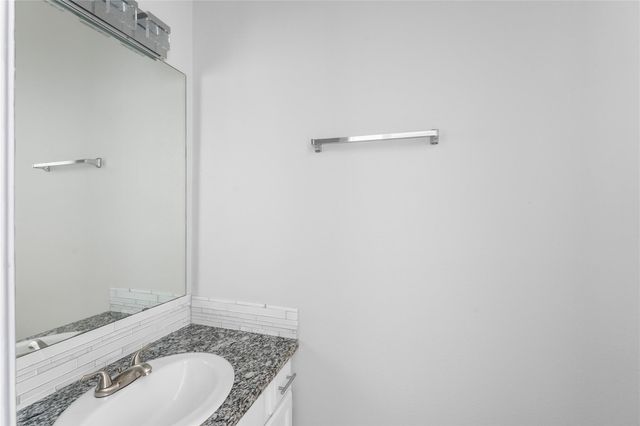 420 Wilcrest Drive 420, Houston, TX 77042