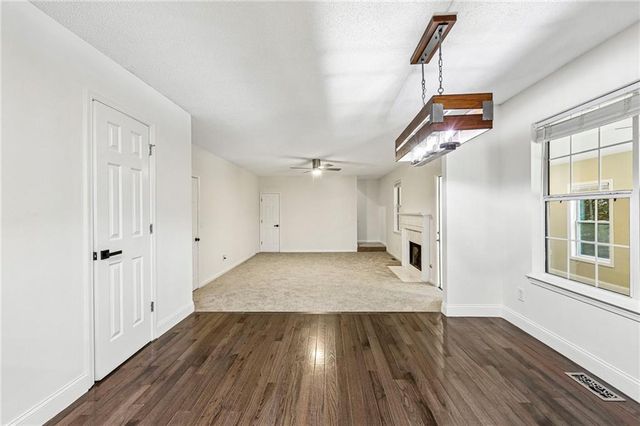 42 Silverleaf Lane, Dallas, GA 30157
