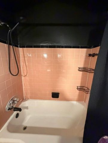 19984 Elkhart Street, Harper Woods, MI 48225