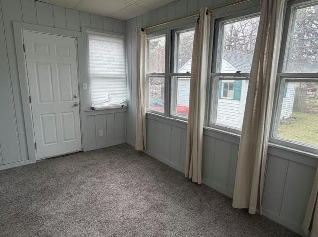 19984 Elkhart Street, Harper Woods, MI 48225