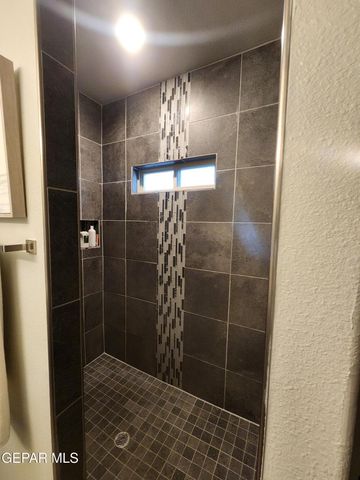 987 AIRCOUPE Way, El Paso, TX 79928