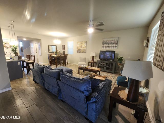 987 AIRCOUPE Way, El Paso, TX 79928