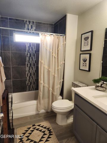 987 AIRCOUPE Way, El Paso, TX 79928