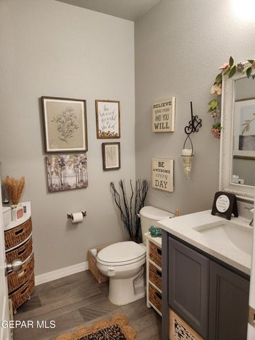 987 AIRCOUPE Way, El Paso, TX 79928