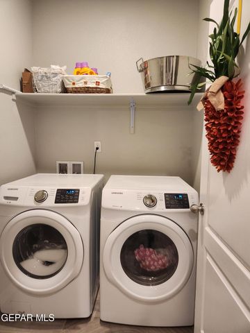 987 AIRCOUPE Way, El Paso, TX 79928