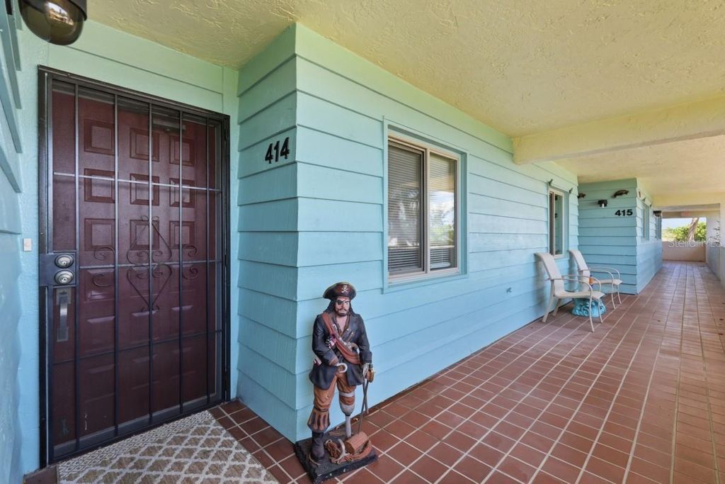 Image 2 of property listing at 9604 CORTEZ ROAD W 414, Bradenton, FL 34210