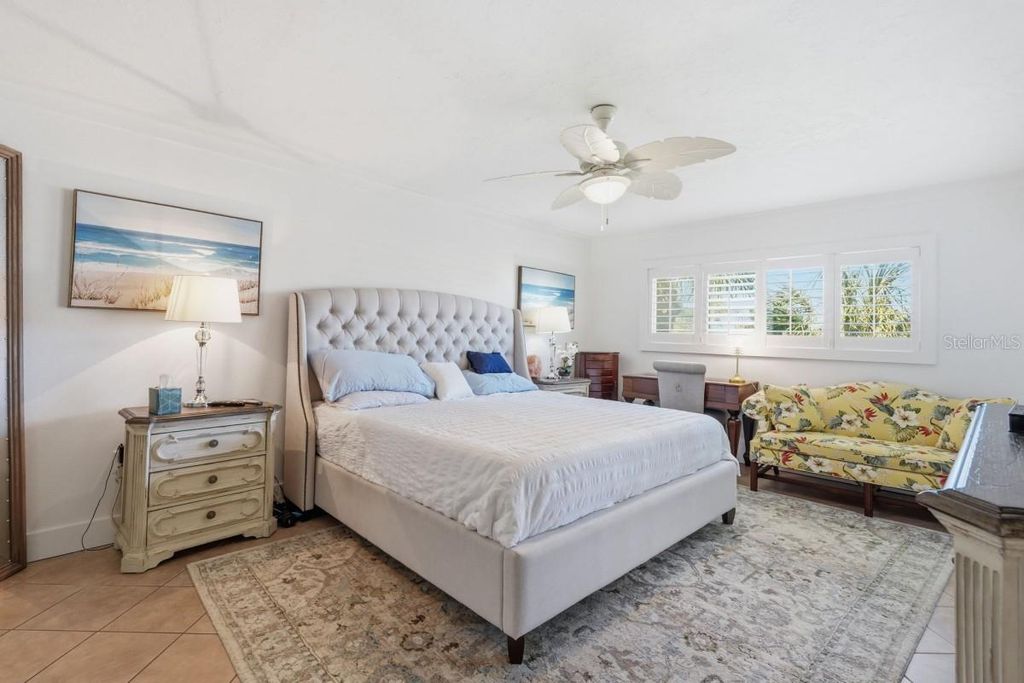 Image 14 of property listing at 9604 CORTEZ ROAD W 414, Bradenton, FL 34210