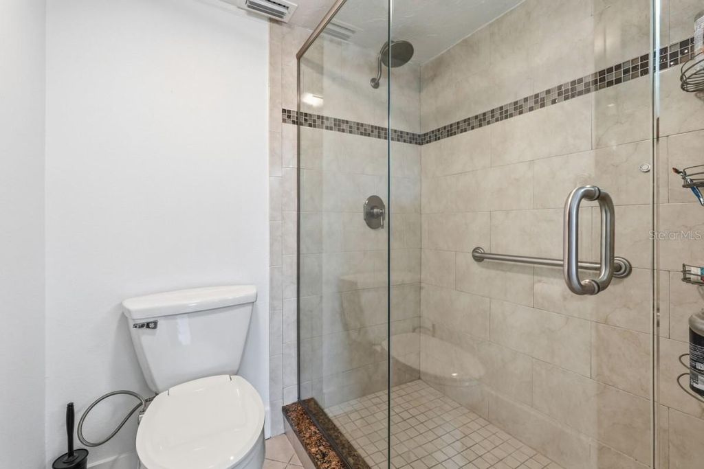 Image 17 of property listing at 9604 CORTEZ ROAD W 414, Bradenton, FL 34210