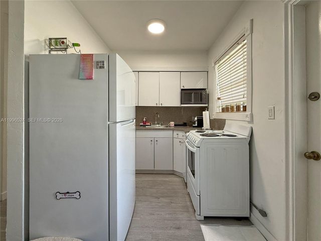 3121-3123 SW 25th Terrace, Miami, FL 33133