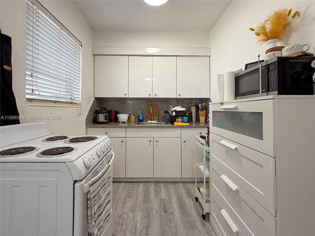 3121-3123 SW 25th Terrace, Miami, FL 33133