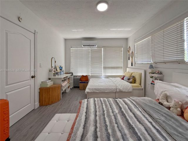 3121-3123 SW 25th Terrace, Miami, FL 33133