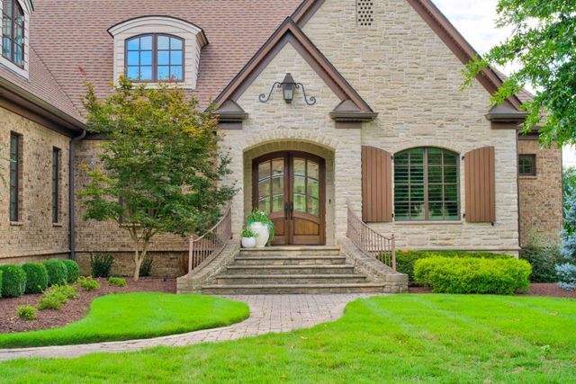 915 John Armfield Ct, Gallatin, TN 37066