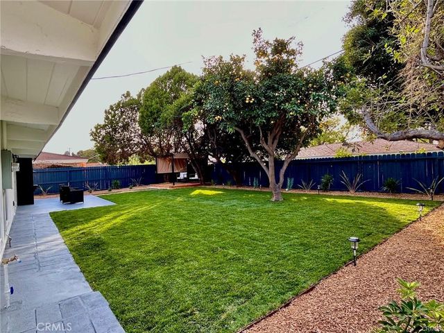 821 N Mountain View Place, Fullerton, CA 92831