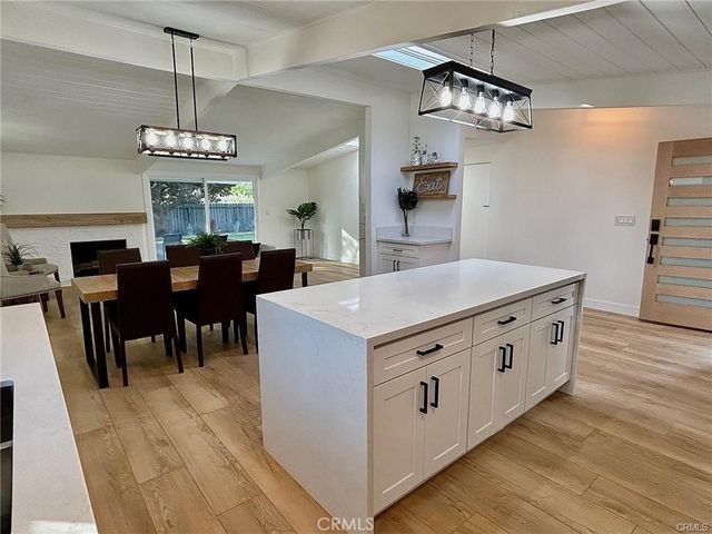 821 N Mountain View Place, Fullerton, CA 92831