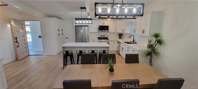 821 N Mountain View Place, Fullerton, CA 92831