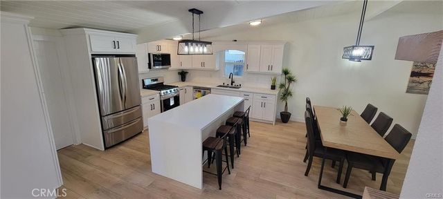 821 N Mountain View Place, Fullerton, CA 92831