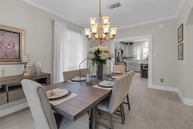 10910 Coldwater Bridge Ct, Sugar Land, TX 77498