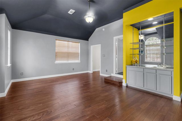 10910 Coldwater Bridge Ct, Sugar Land, TX 77498