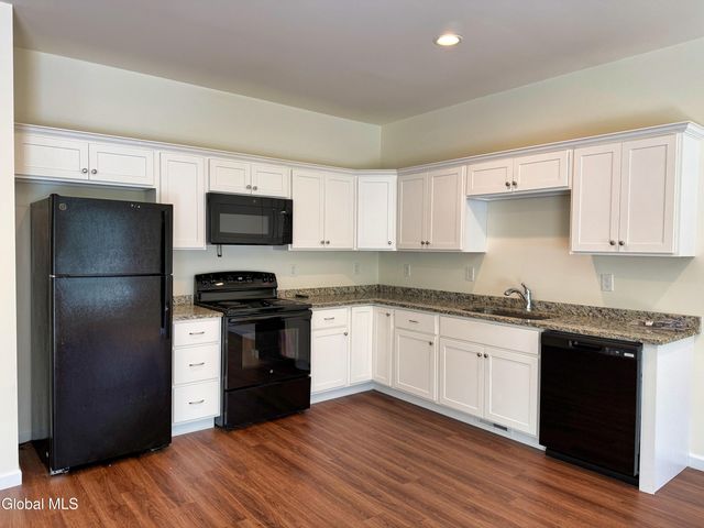 41 Smoke Ridge Road, Queensbury, NY 12804