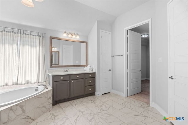 3136 Little Creek Path, Seguin, TX 78155