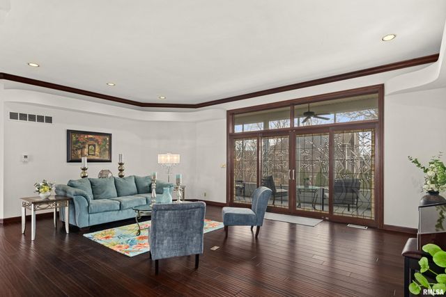 11819 N DEERFIELD Drive, Dunlap, IL 61525