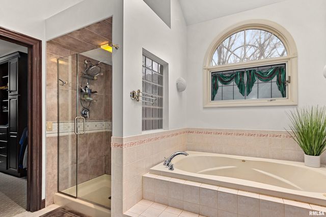 11819 N DEERFIELD Drive, Dunlap, IL 61525