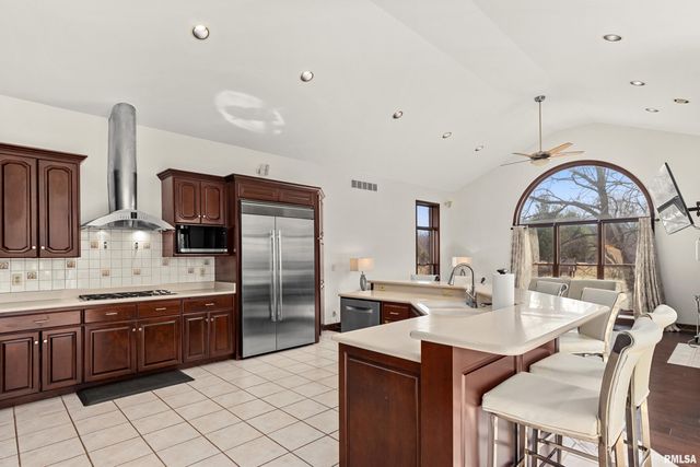 11819 N DEERFIELD Drive, Dunlap, IL 61525