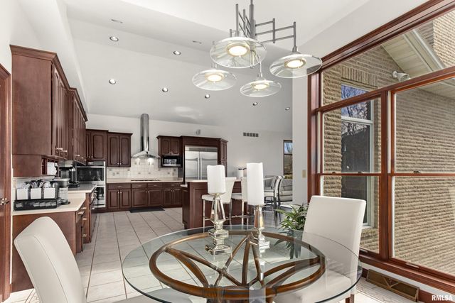 11819 N DEERFIELD Drive, Dunlap, IL 61525