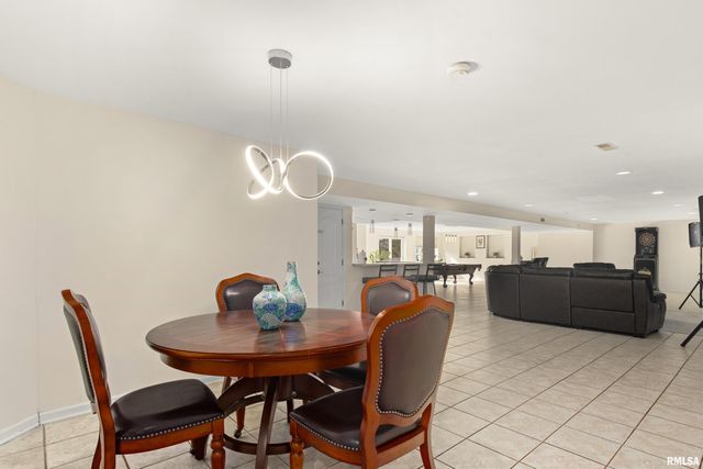 11819 N DEERFIELD Drive, Dunlap, IL 61525