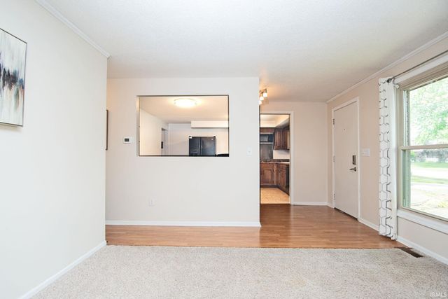 9022 Greenmeadow Drive, New Haven, IN 46774