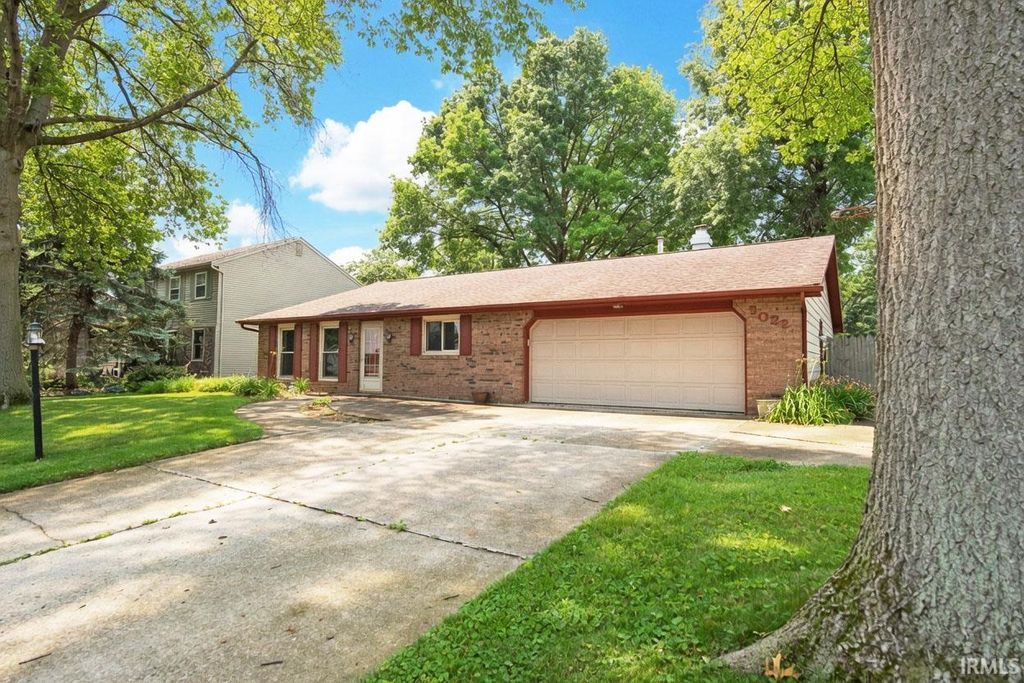 9022 Greenmeadow Drive, New Haven, IN 46774