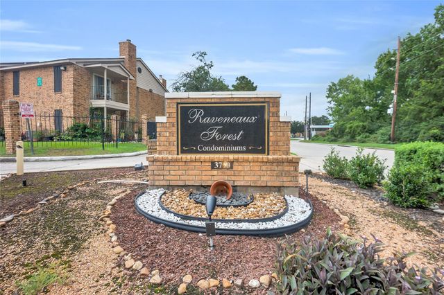 3770 Lovers Wood Lane 810, Houston, TX 77014