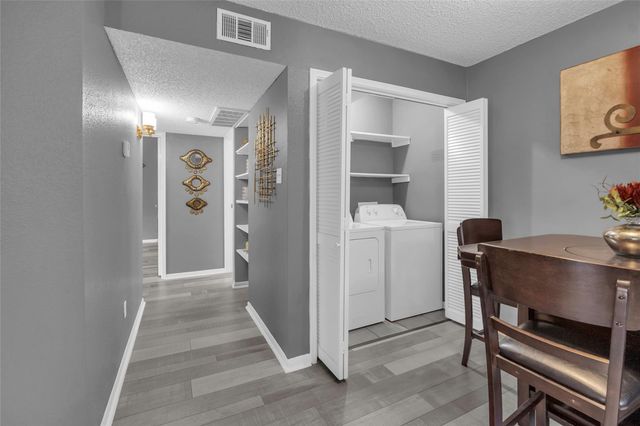 3770 Lovers Wood Lane 810, Houston, TX 77014