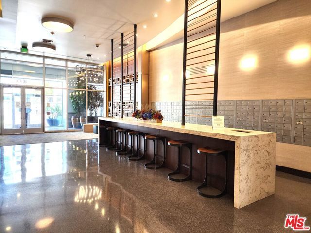 3810 Wilshire Boulevard 1706, Los Angeles, CA 90010