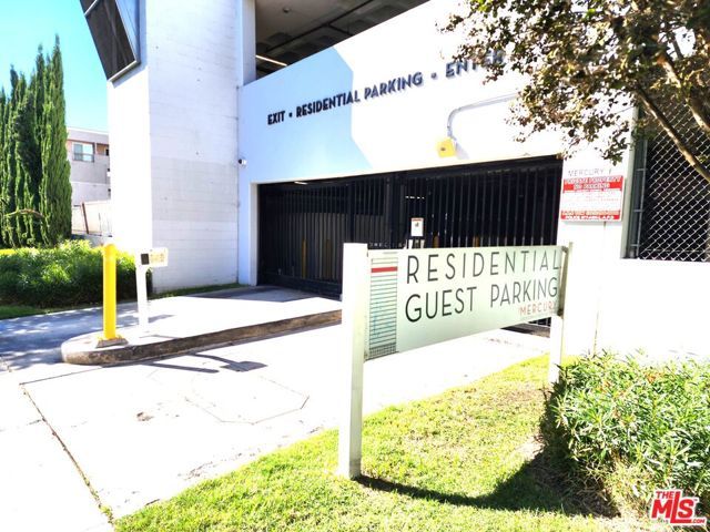 3810 Wilshire Boulevard 1706, Los Angeles, CA 90010