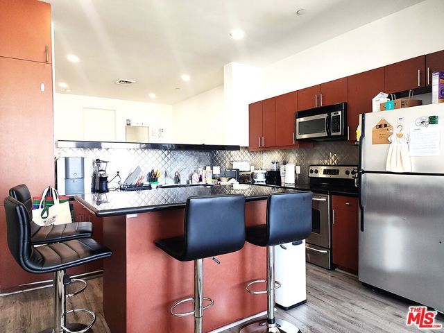 3810 Wilshire Boulevard 1706, Los Angeles, CA 90010