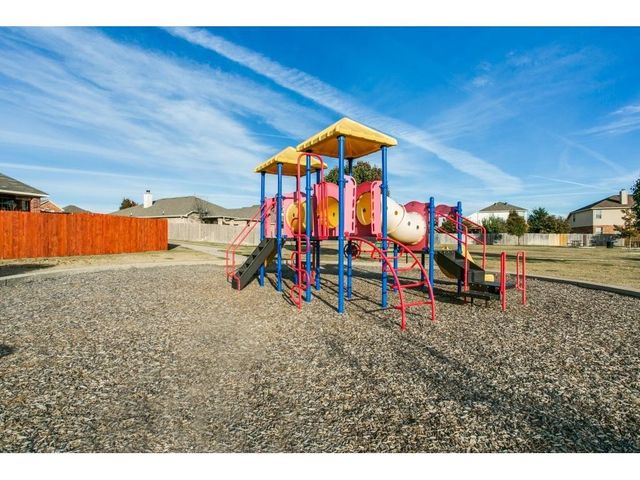 11937 Brown Fox Drive, Fort Worth, TX 76244