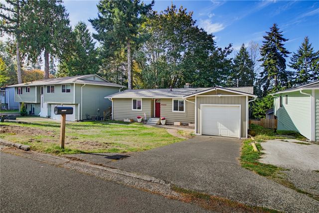30325 9th Avenue S, Federal Way, WA 98003