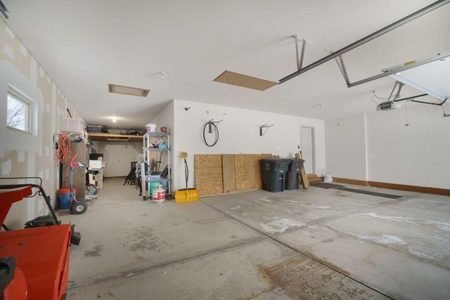 4066 W Whispering Ridge PASS, Franklin, WI 53132